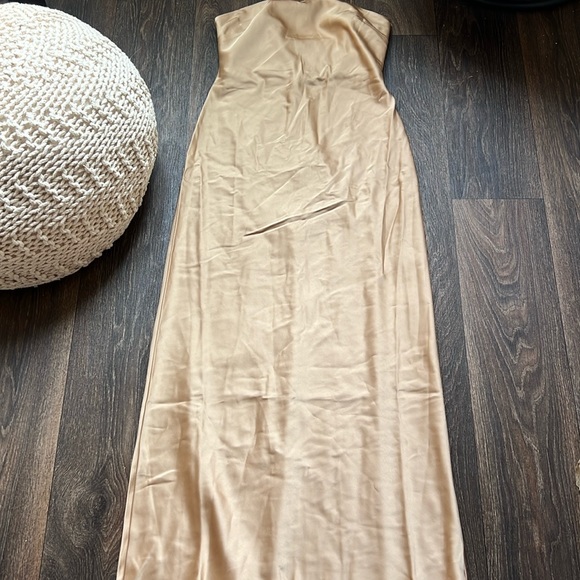 Elegant Tan Strapless Dress - Picture 1 of 7